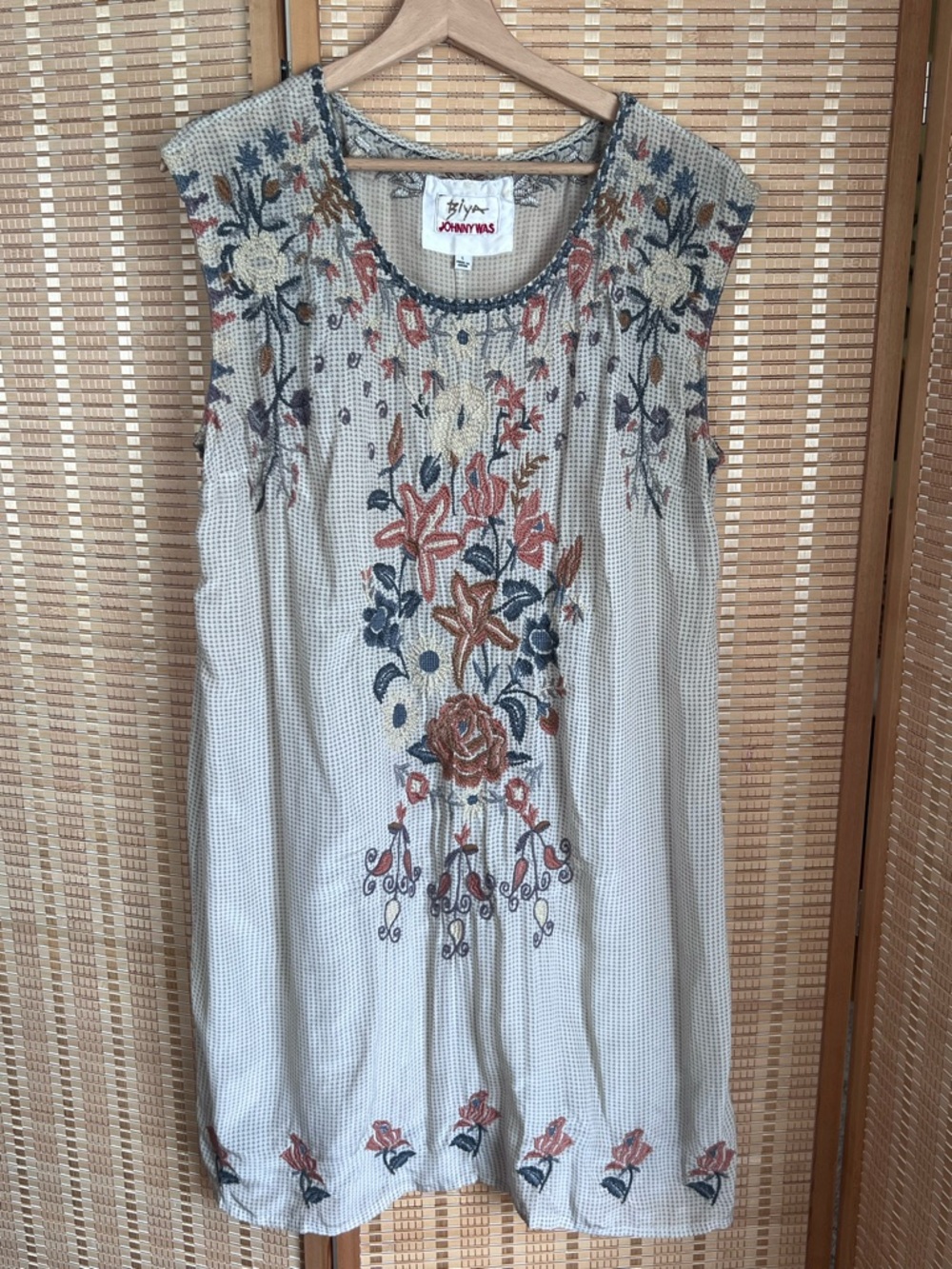 Johnny Was Biya 100% Silk Cream Floral Embroidered Sleeveless Tunic Dress Large